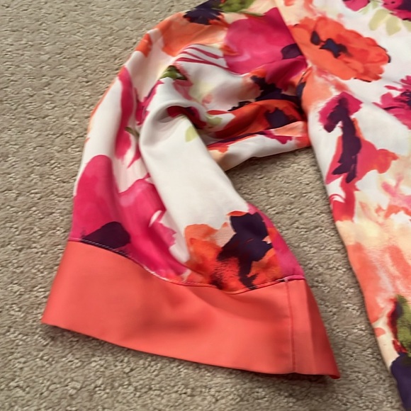 Cruz by Natori pajama top. Size small. 100% polyester - Picture 3 of 5